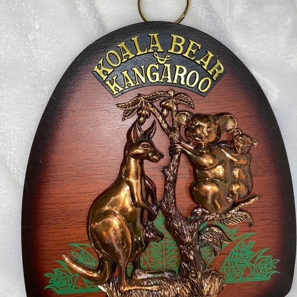 vintage koala bear and kangaroo , handmade in australia wooden Souvenir  9” - Picture 3 of 3